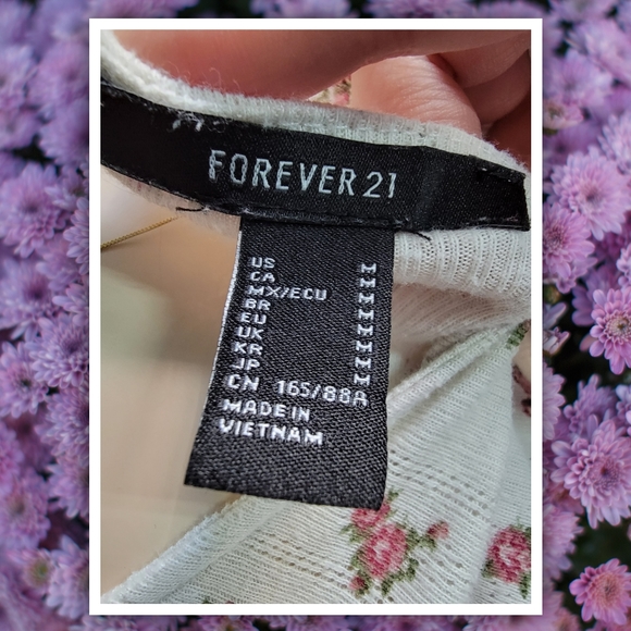 Forever 21 floral print long sleeve button up cropped knit blouse lettuc… - Picture 4 of 4